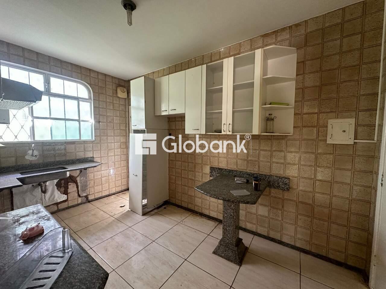 Casa 4 quartos à venda Jardim Panorama 465m² Montes Claros MG: Cozinha