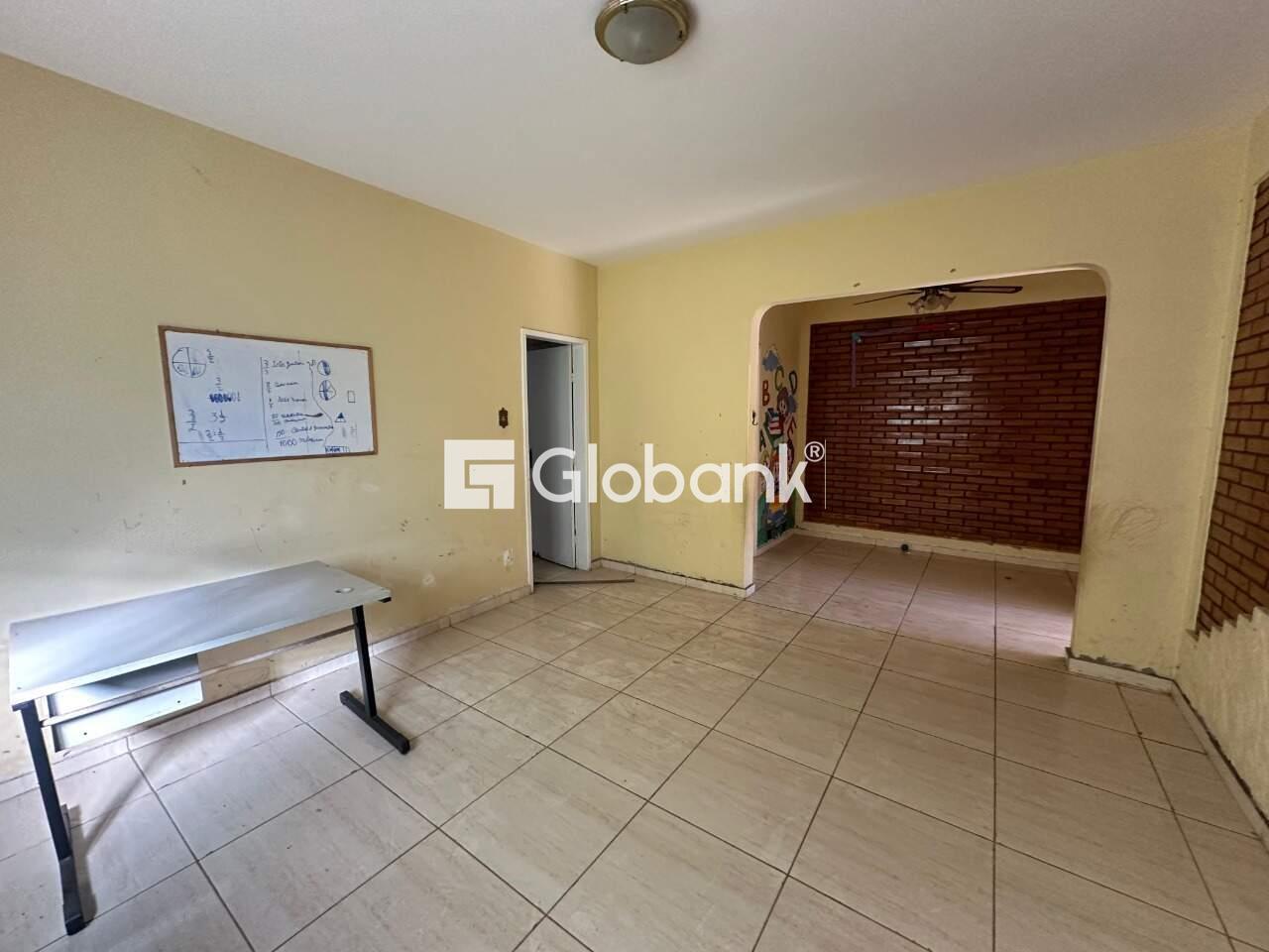 Casa 4 quartos à venda Jardim Panorama 465m² Montes Claros MG: Sala