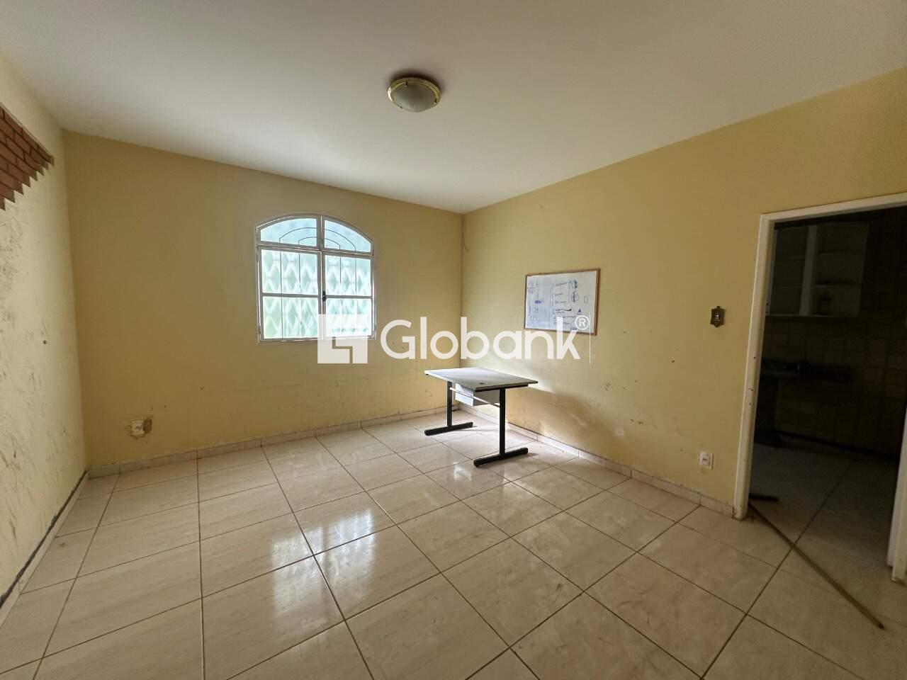 Casa 4 quartos à venda Jardim Panorama 465m² Montes Claros MG: Sala2