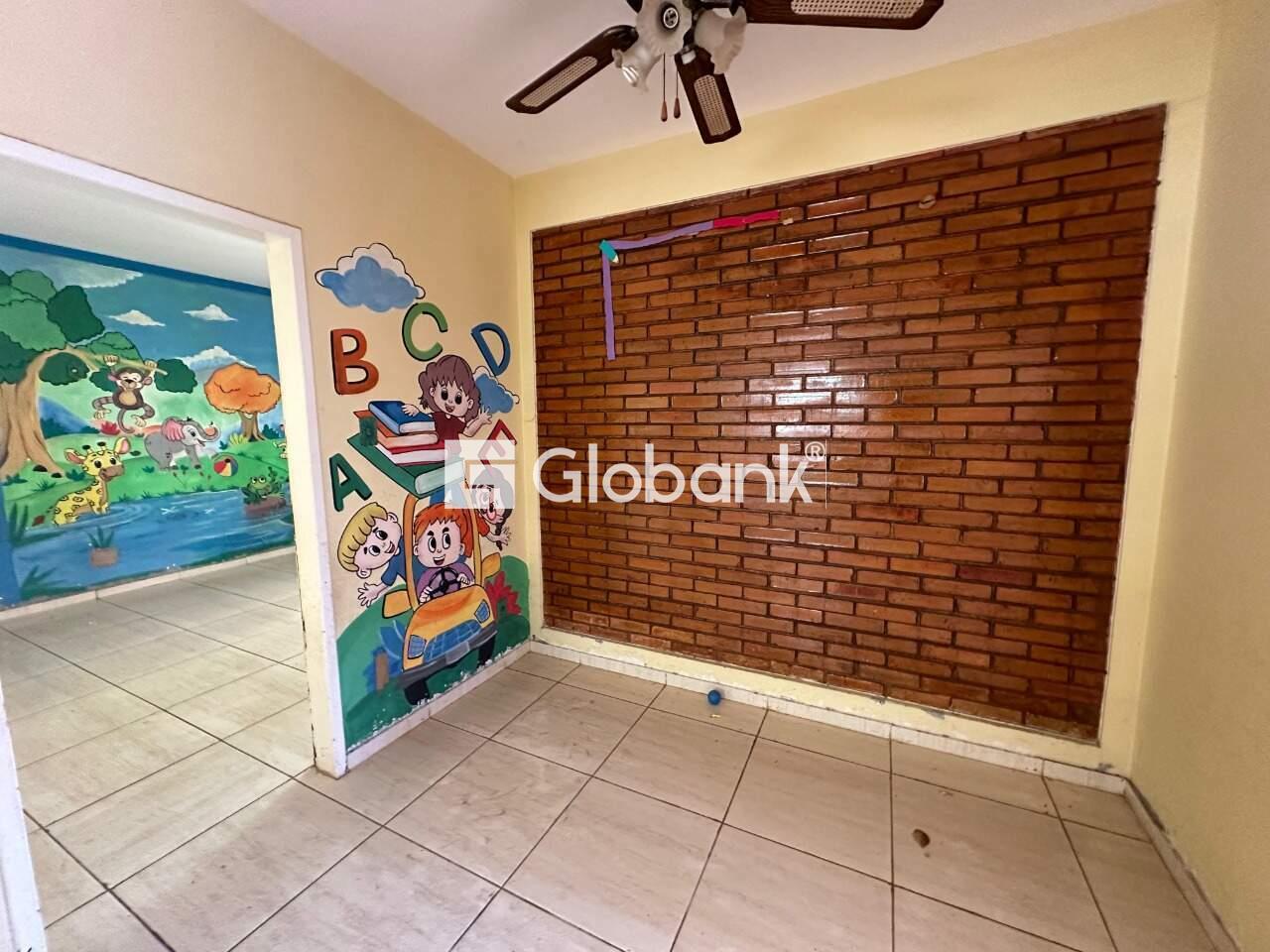 Casa 4 quartos para aluguel Jardim Panorama 465m² Montes Claros MG: Sala3