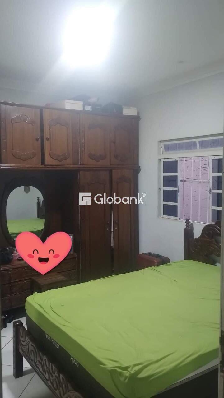 Casa 3 quartos à venda Acácias 200m² Montes Claros MG: 7