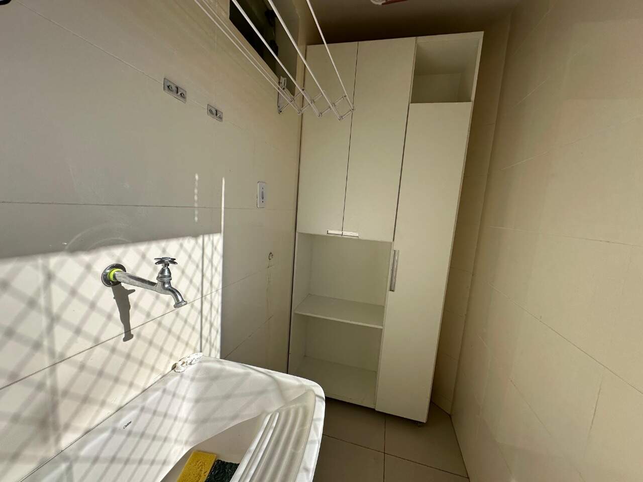 Apartamento 3 quartos para aluguel Augusta Mota 90m² Montes Claros MG: rea de servi o
