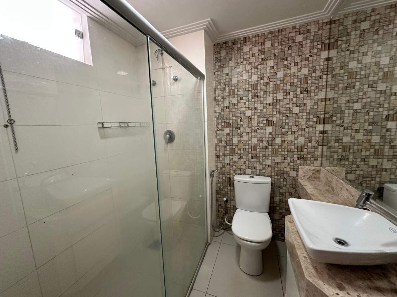 Apartamento 3 quartos para aluguel Augusta Mota 90m² Montes Claros MG: Su te