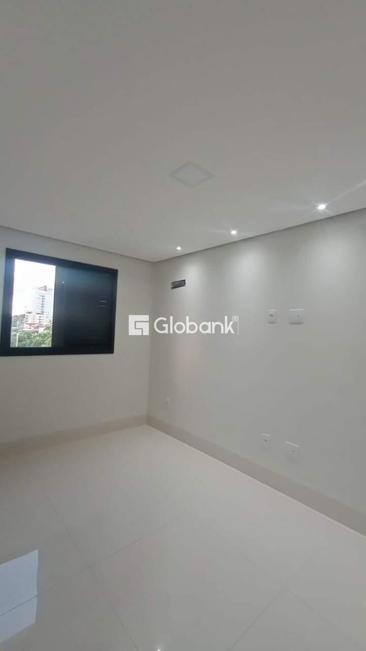 Apartamento 3 quartos à venda Augusta Mota 98m² Montes Claros MG: Sala