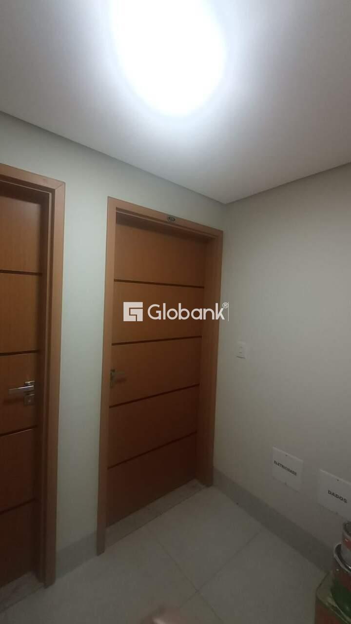 Apartamento 3 quartos à venda Augusta Mota 98m² Montes Claros MG: Porta de entrada