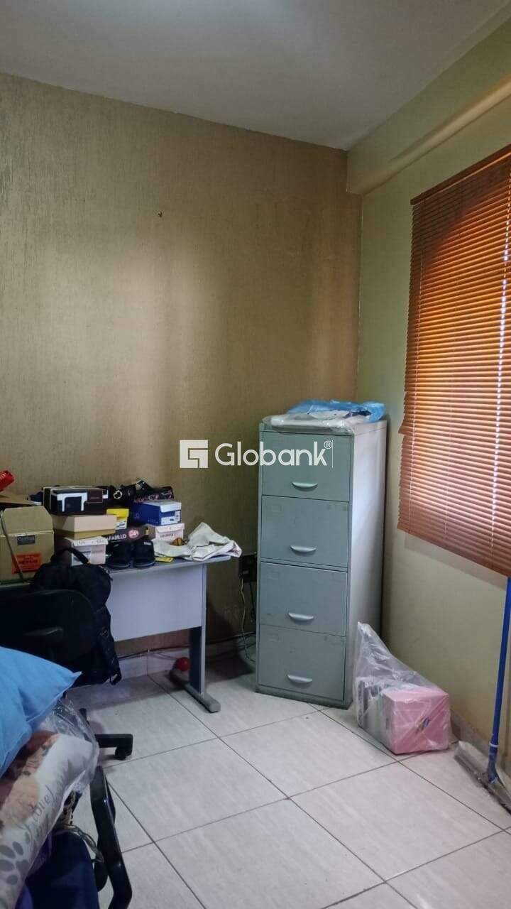 Sobrado 4 quartos à venda Delfino Magalhães 250m² Montes Claros MG: 18