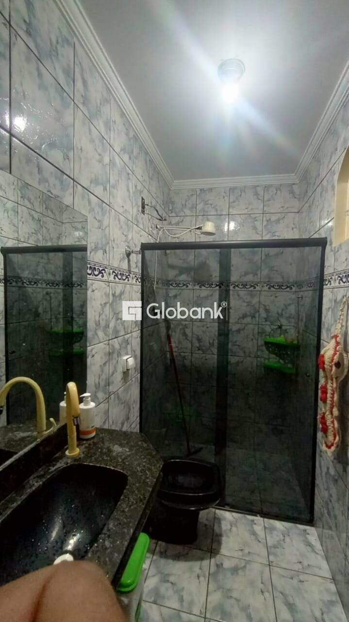 Sobrado 4 quartos à venda Delfino Magalhães 250m² Montes Claros MG: 26