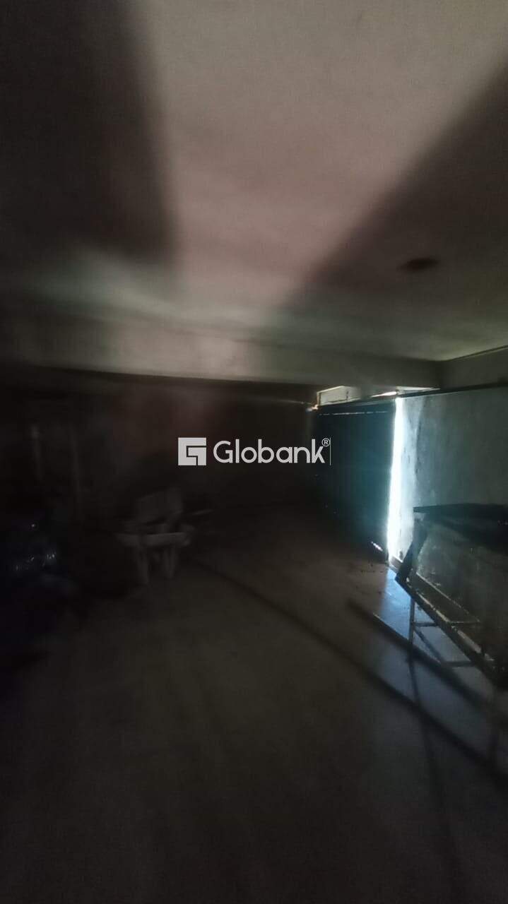 Sobrado 4 quartos à venda Delfino Magalhães 250m² Montes Claros MG: 30