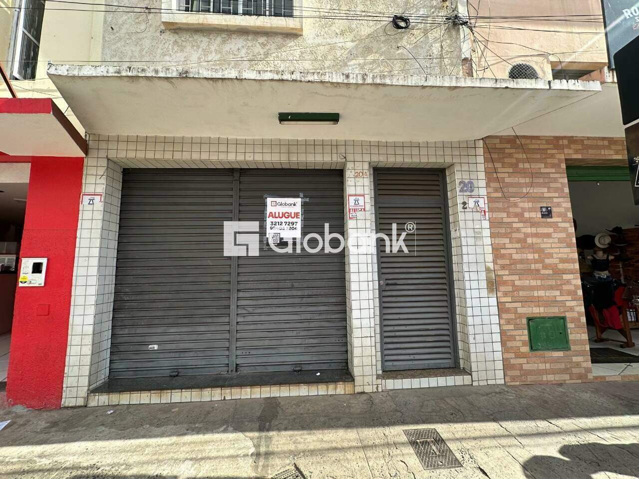 Loja para aluguel Centro 110m² Montes Claros MG: Fachada
