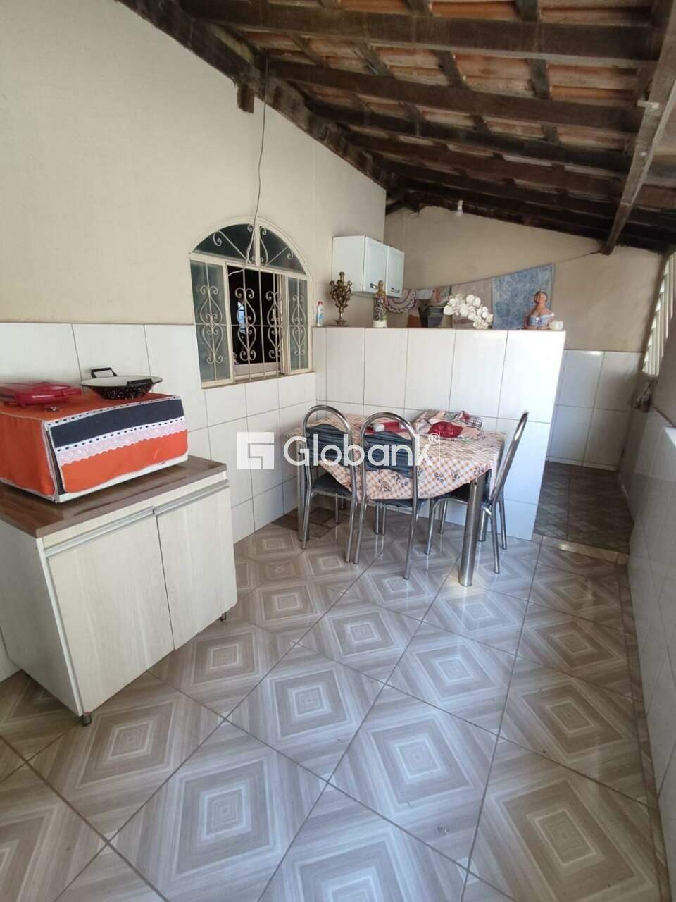 Casa 7 quartos à venda Vila Ipiranga 300m² Montes Claros MG: 