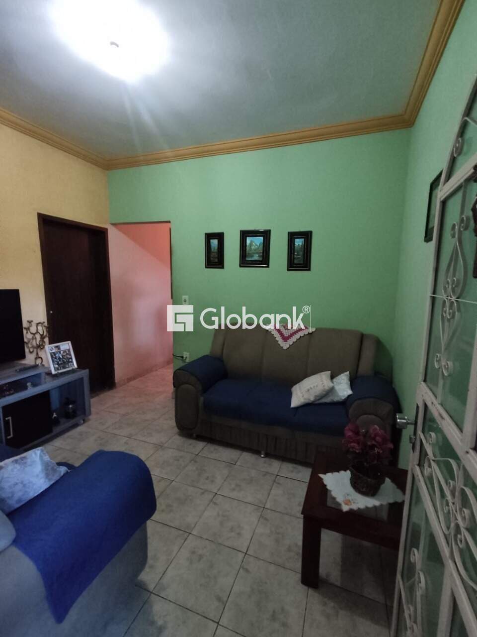 Casa 7 quartos à venda Vila Ipiranga 300m² Montes Claros MG: