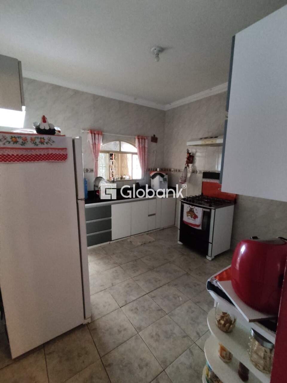 Casa 7 quartos à venda Vila Ipiranga 300m² Montes Claros MG: