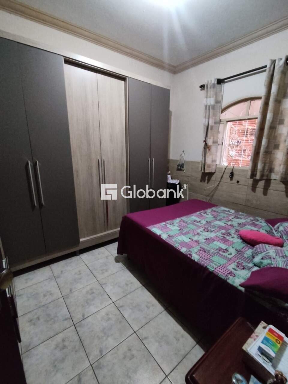 Casa 7 quartos à venda Vila Ipiranga 300m² Montes Claros MG: