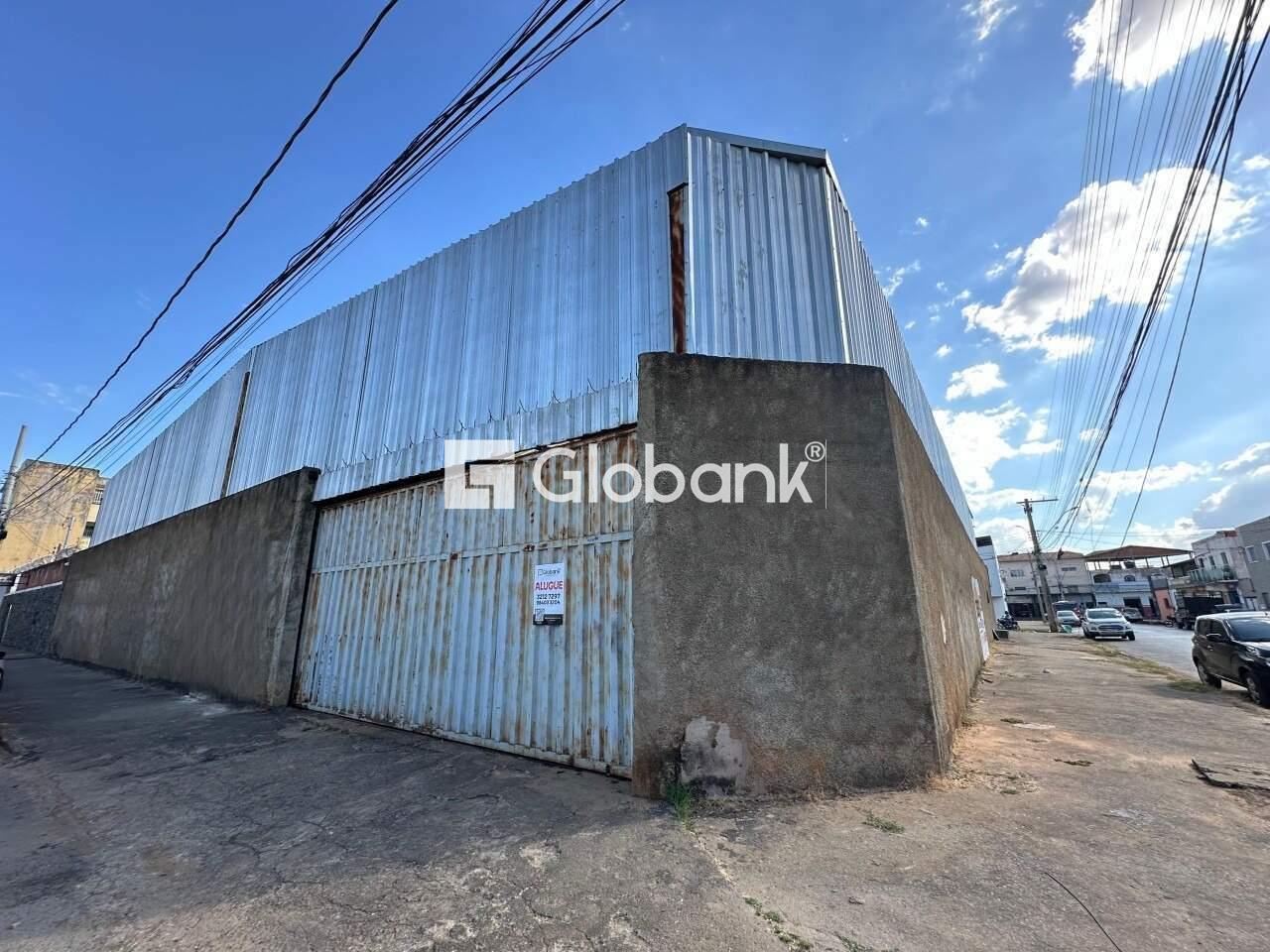 Galpão para aluguel Alto São João 1.293m² Montes Claros MG: Fachada