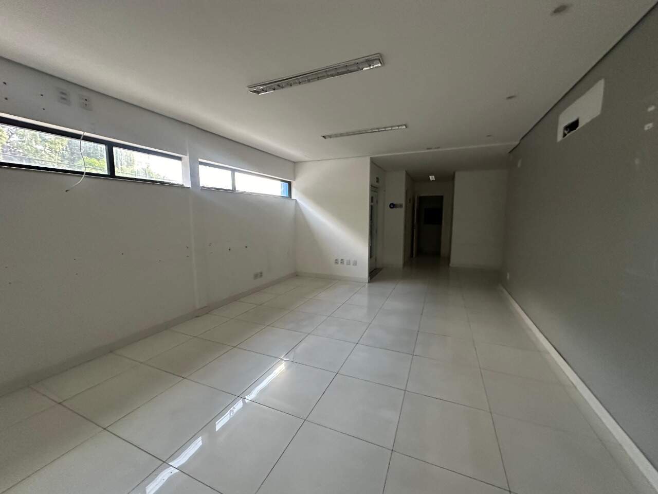 Prédio para aluguel Centro 500m² Montes Claros MG: Recep  o