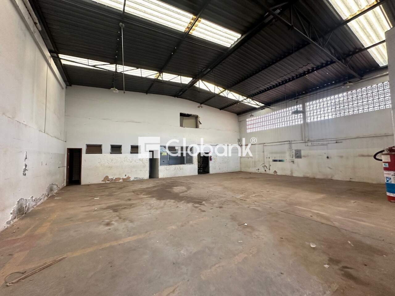 Galpão para aluguel Alto São João 442m² Montes Claros MG: Galp o