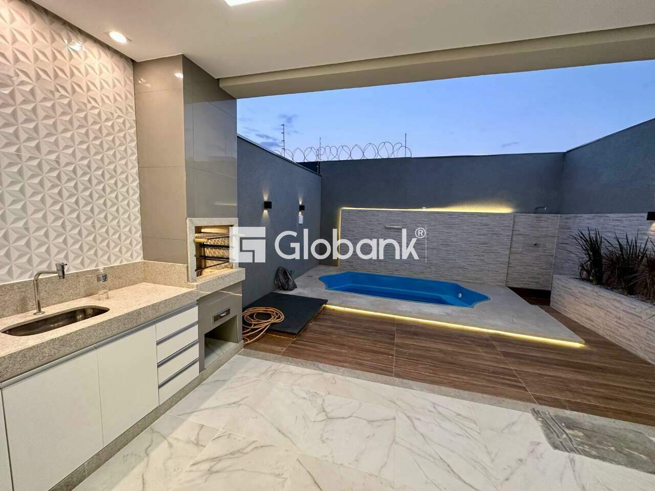 Casa 3 quartos à venda Sapucaia 180m² Montes Claros MG: rea Gourmet