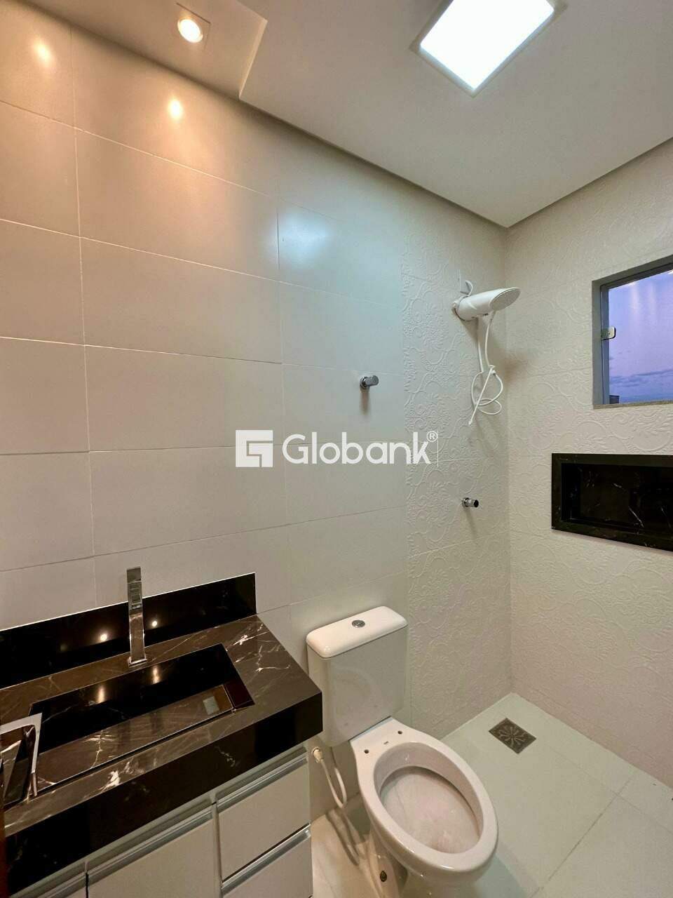 Casa 3 quartos à venda Sapucaia 180m² Montes Claros MG: Banheiro Social