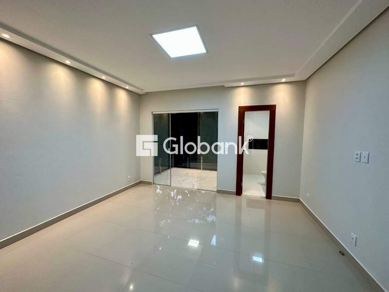 Casa 3 quartos à venda Sapucaia 180m² Montes Claros MG: Quarto