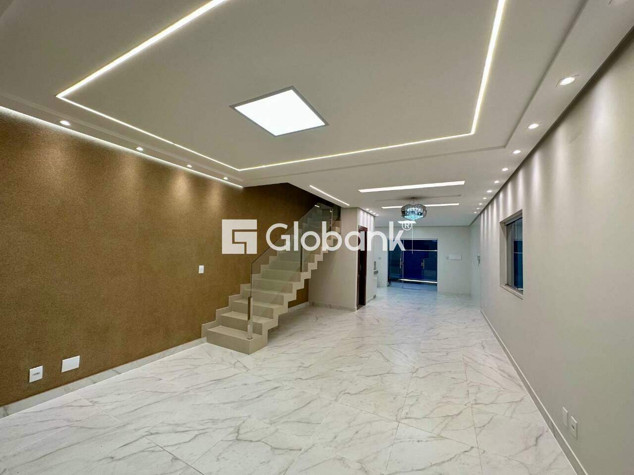 Casa 3 quartos à venda Sapucaia 180m² Montes Claros MG: Sala