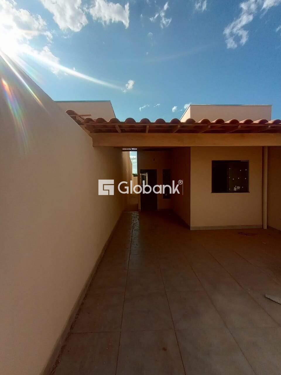 Casa 3 quartos à venda Santa Rafaela 70m² Montes Claros MG: Entrada