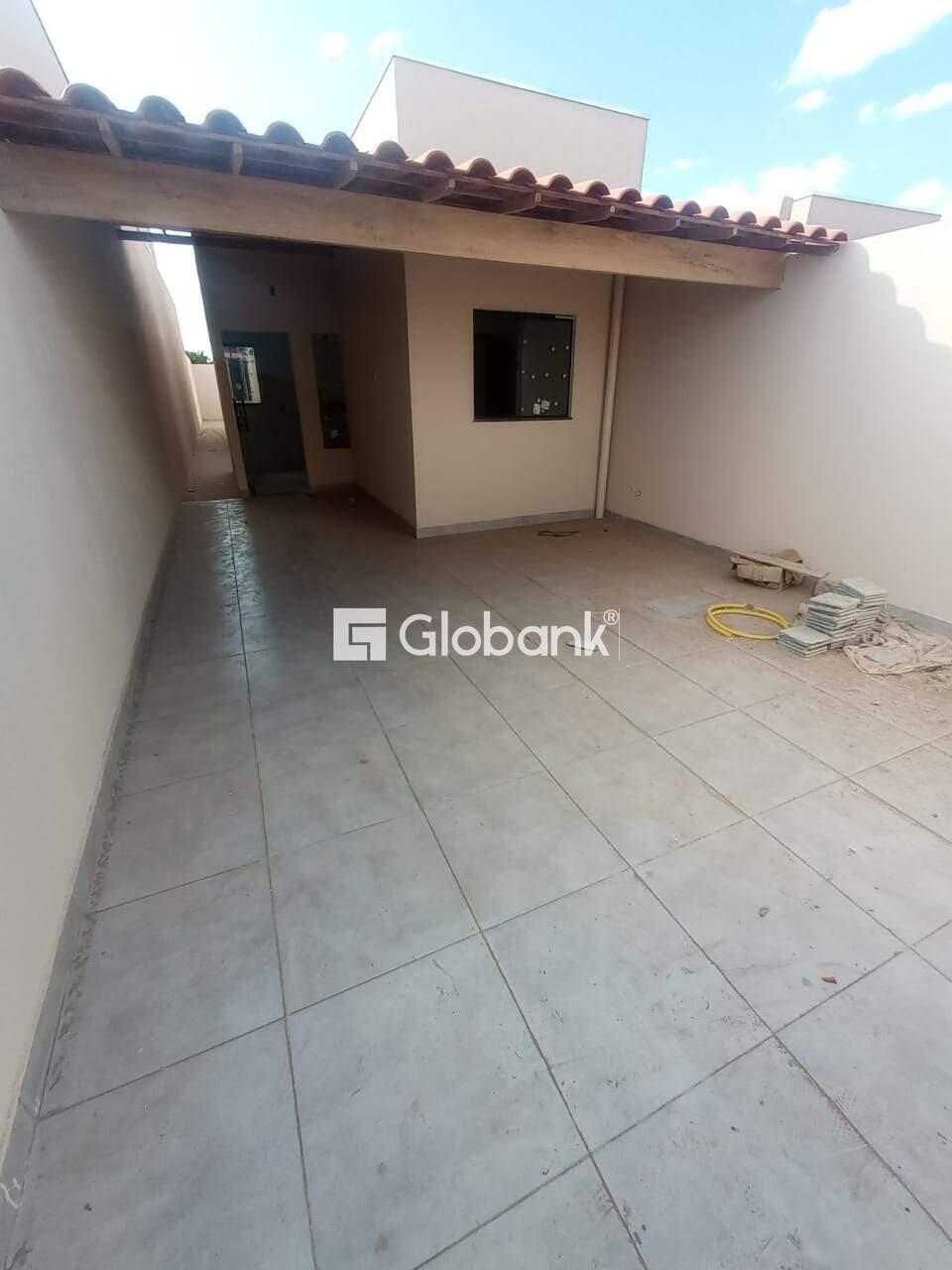 Casa 3 quartos à venda Santa Rafaela 70m² Montes Claros MG: Garagem