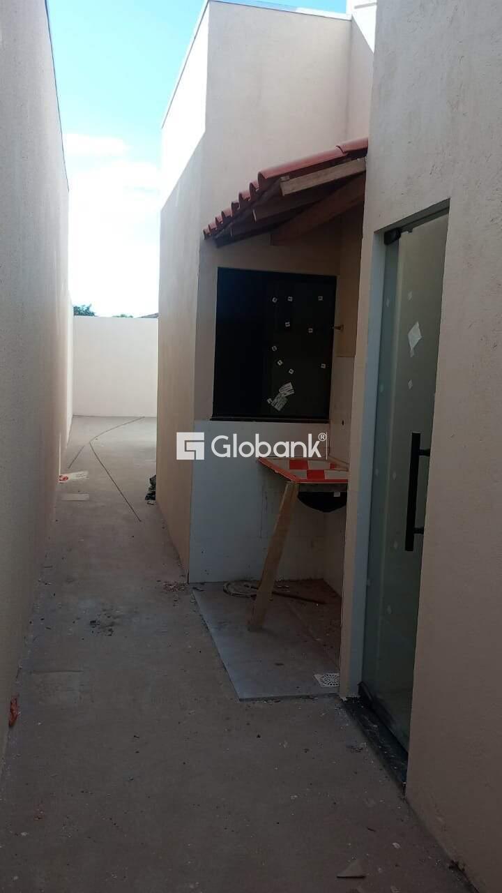 Casa 3 quartos à venda Santa Rafaela 70m² Montes Claros MG: rea de servi o