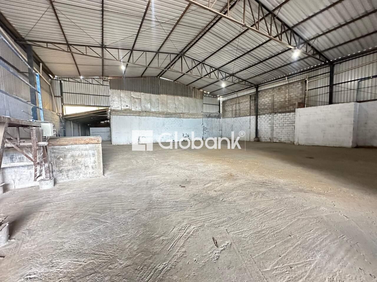 Galpão para aluguel Distrito Industrial 600m² Montes Claros MG: 