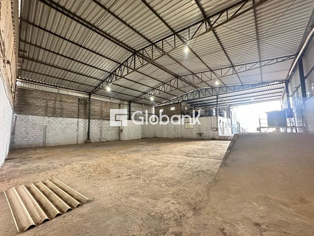 Galpão para aluguel Distrito Industrial 600m² Montes Claros MG: 