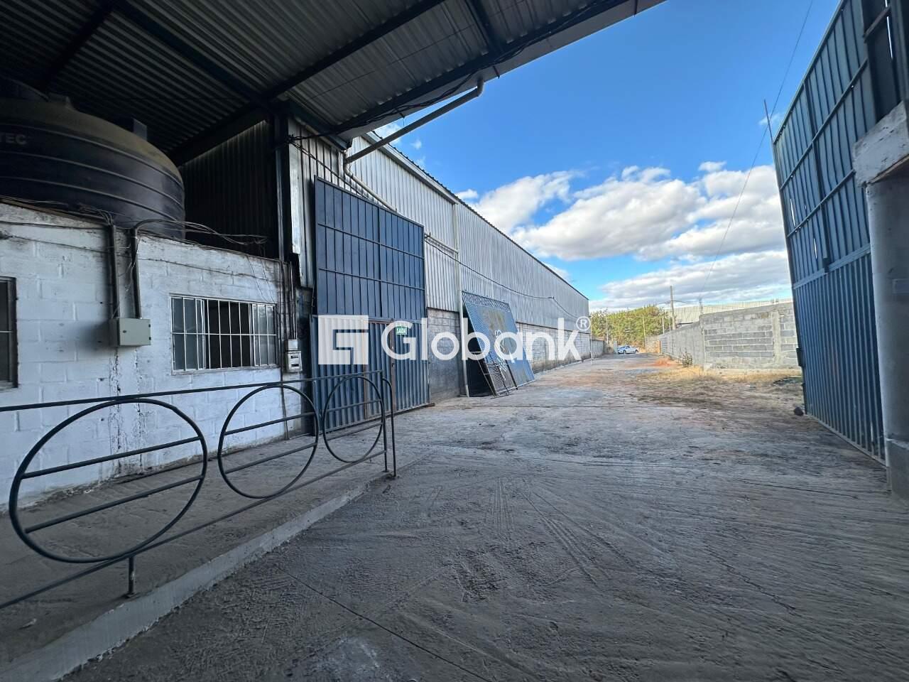 Galpão para aluguel Distrito Industrial 600m² Montes Claros MG: Galp o