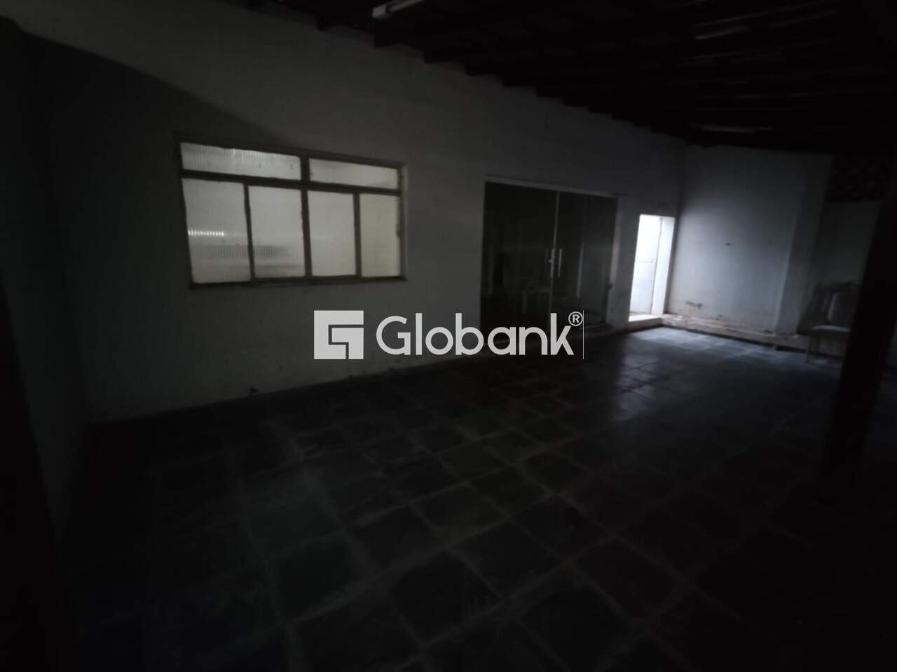 Casa 6 quartos à venda Edgar Pereira 260m² Montes Claros MG: 