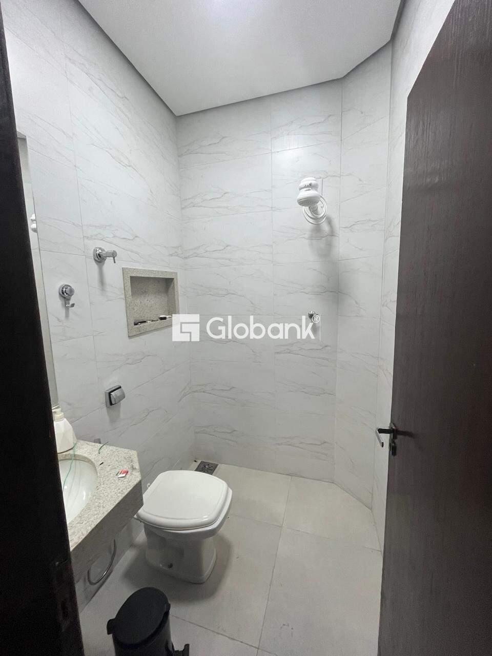 Casa 3 quartos à venda Monte Alegre 250m² Montes Claros MG: LAVABO