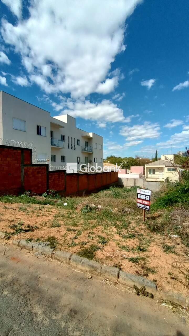 Terreno à venda Ibituruna 0m² Montes Claros MG: 6873702f-9876-43e0-9bf5-2197cceee5e5