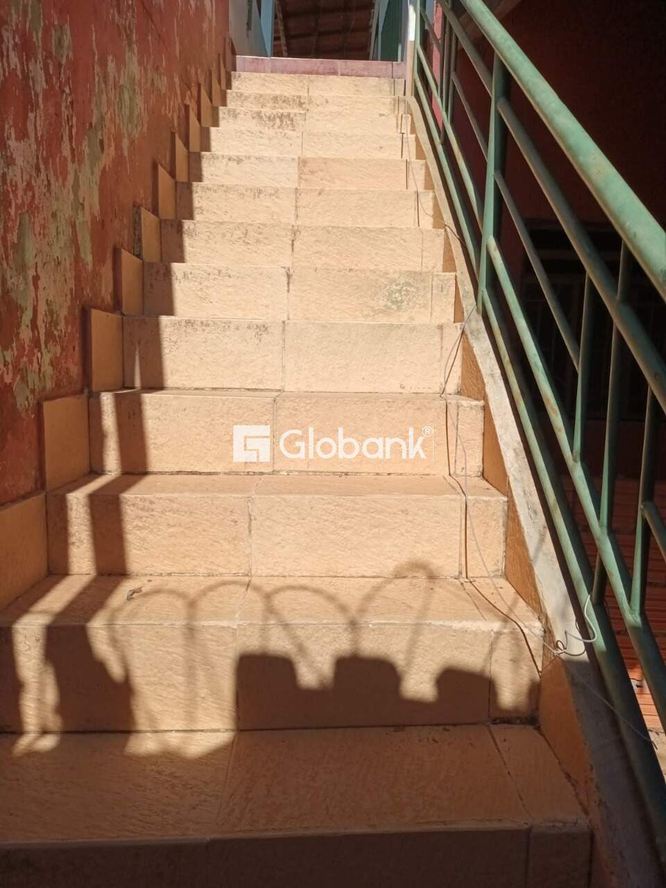 Casa 5 quartos à venda Acácias 300m² Montes Claros MG: 