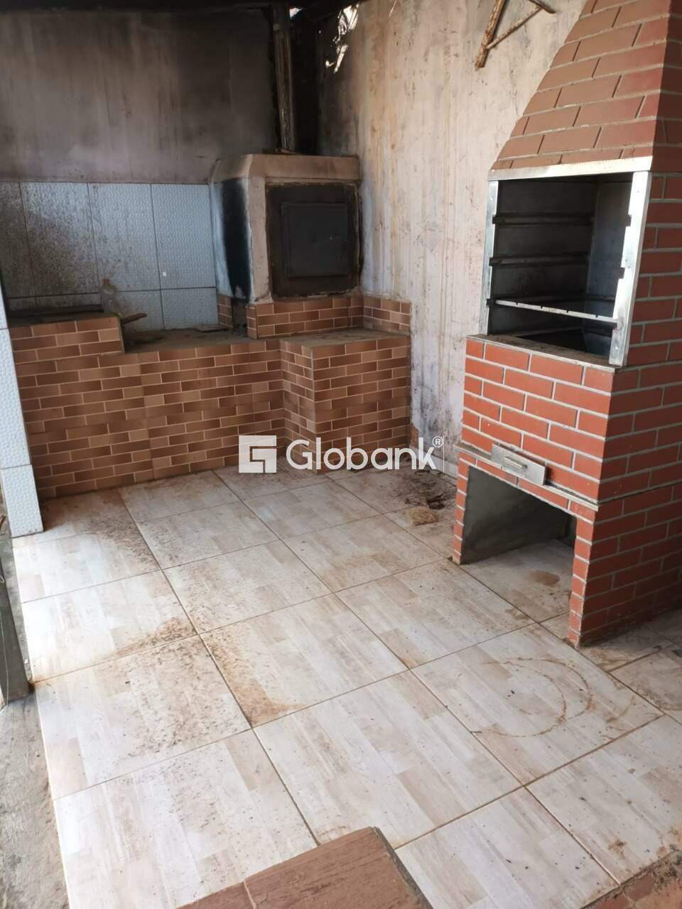 Casa 5 quartos à venda Acácias 300m² Montes Claros MG: 