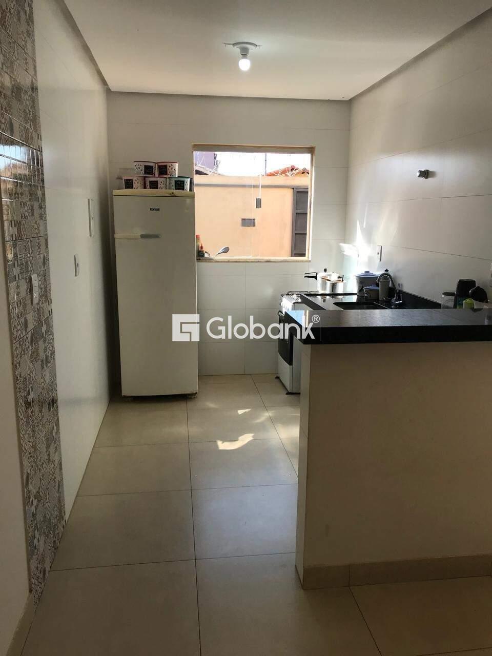 Casa 2 quartos à venda Acácias 50m² Montes Claros MG: Foto cozinha