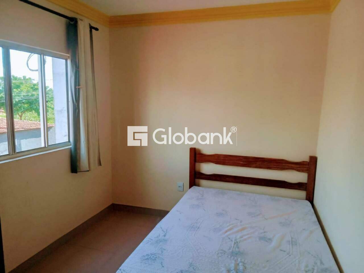 Casa 4 quartos à venda Universitário 178m² Montes Claros MG: 