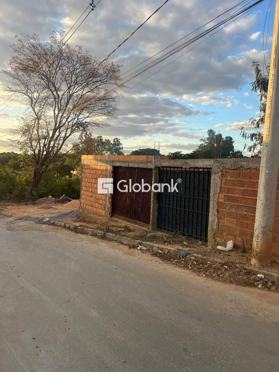 Terreno à venda Santa Rafaela 0m² Montes Claros MG: 