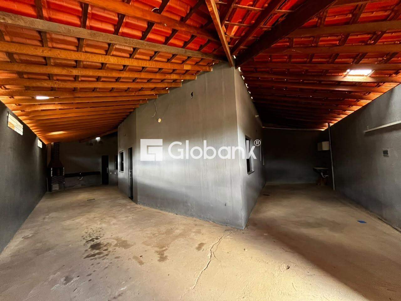 Casa 2 quartos para aluguel Alto Floresta 75m² Montes Claros MG: 
