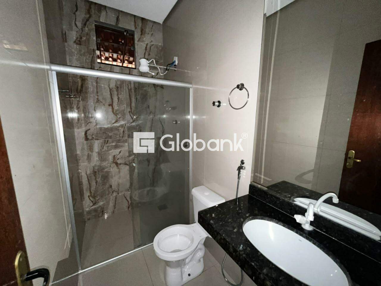 Casa 2 quartos para aluguel Alto Floresta 75m² Montes Claros MG: 