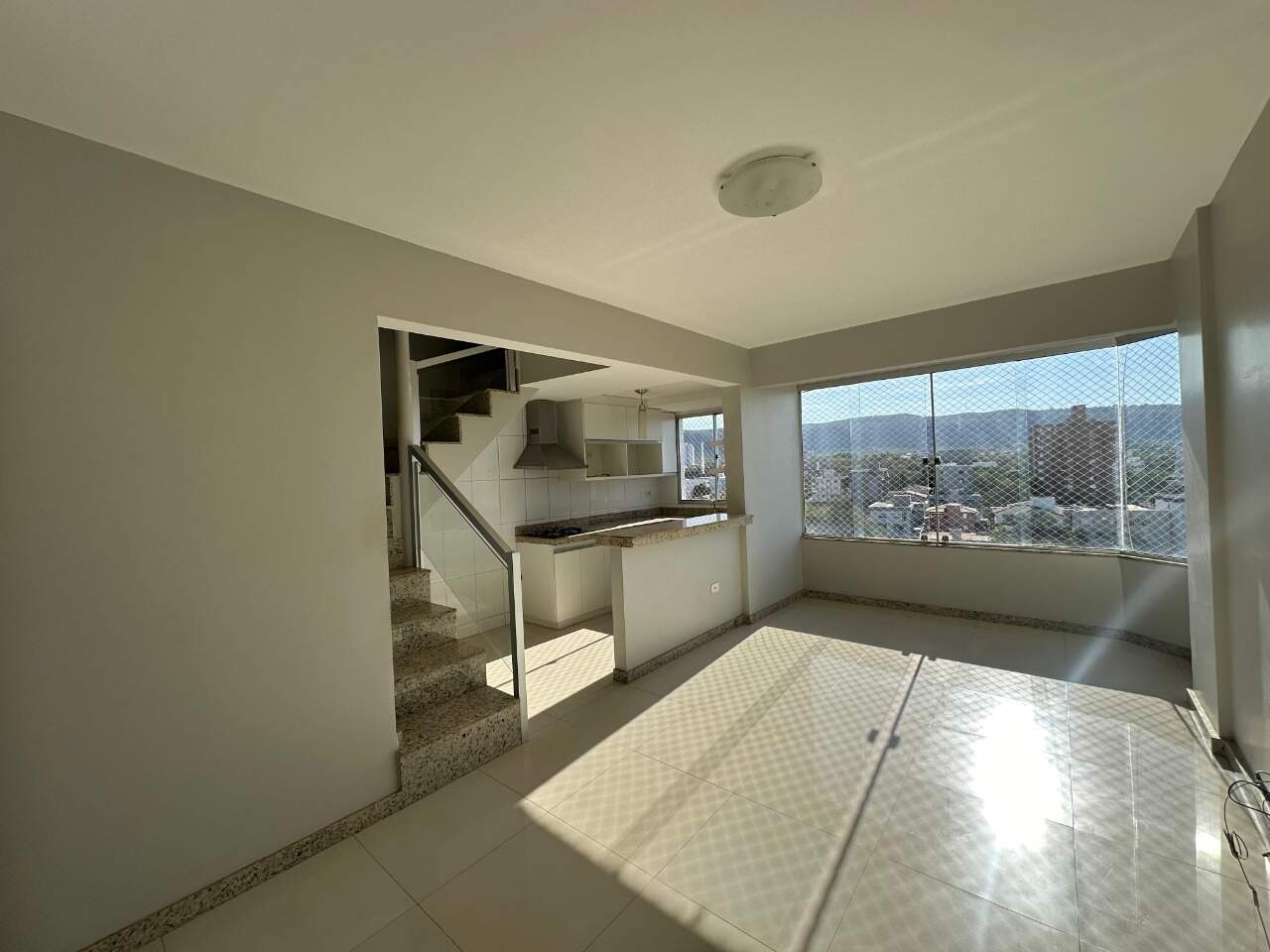 Cobertura 3 quartos à venda Funcionários 145m² Montes Claros MG: Sala