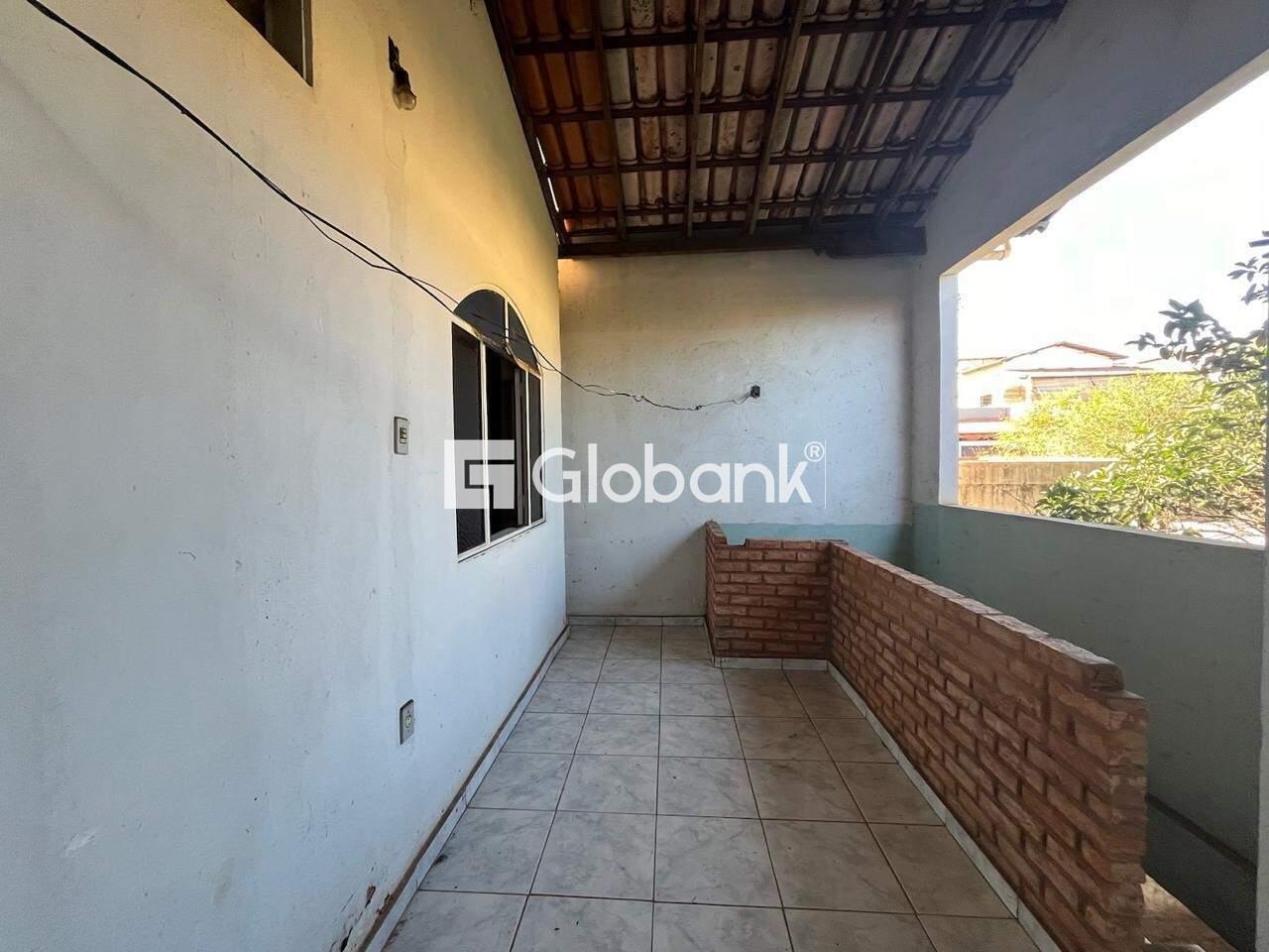 Casa 4 quartos à venda Santa Rita II 0m² Montes Claros MG: VARANDA
