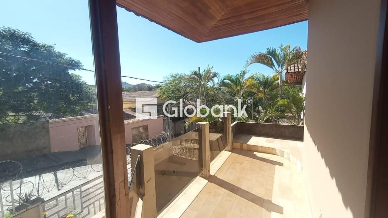Casa 4 quartos à venda Jardim Panorama 292m² Montes Claros MG: 