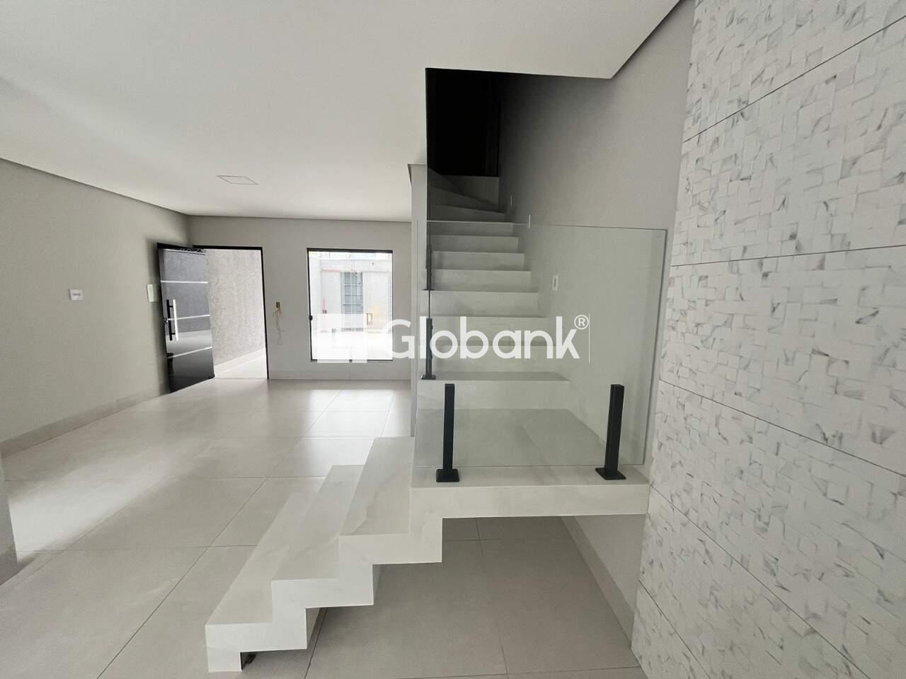 Casa 3 quartos à venda Loteamento Jardim Niemeyer 0,99m² Montes Claros MG: a49bf6e0-32f1-4ec8-8146-65e2dd5d9df6