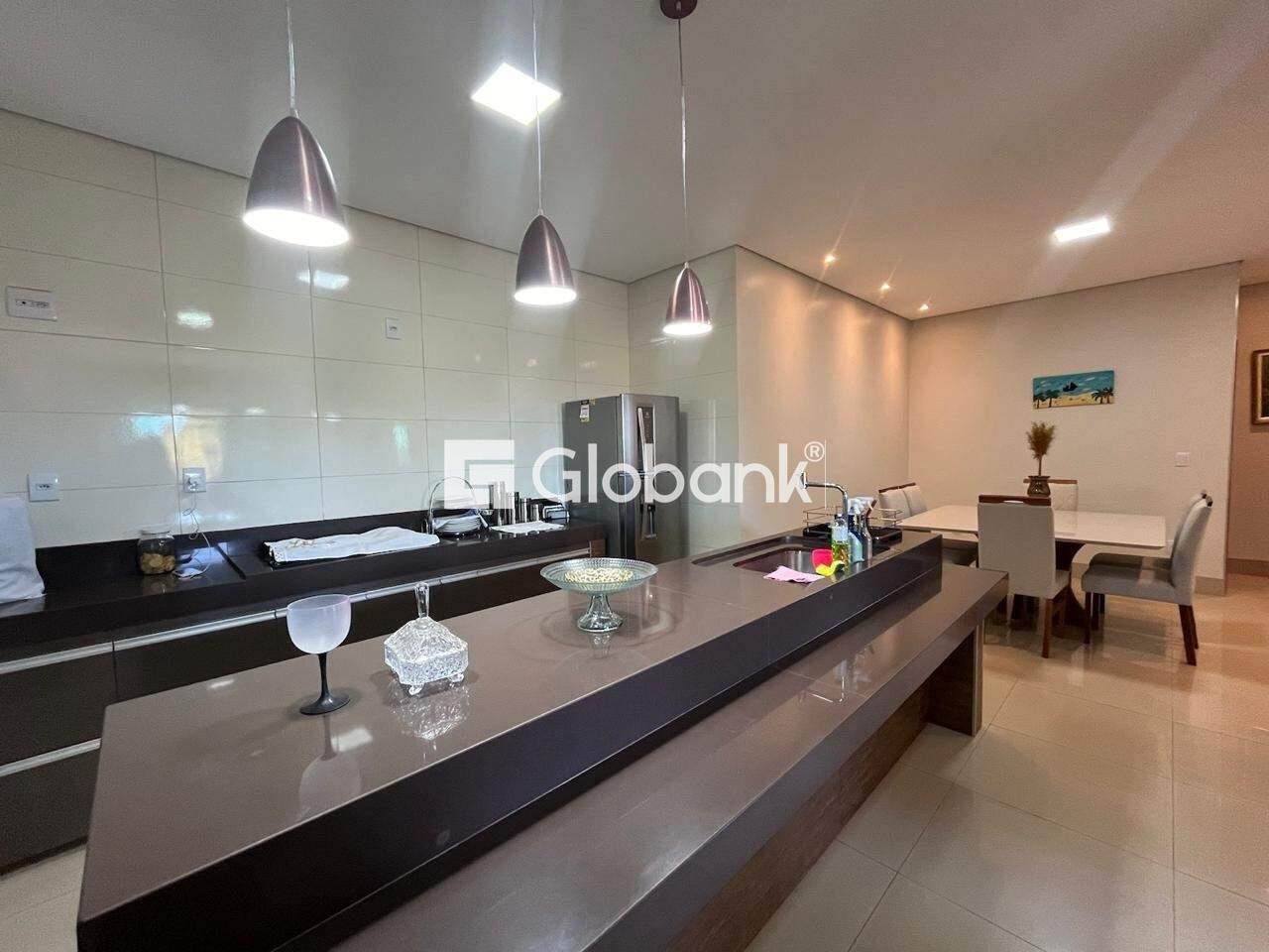 Casa 7 quartos à venda Vila Sumaré 200m² Montes Claros MG: APTO: COZINHA-SALA