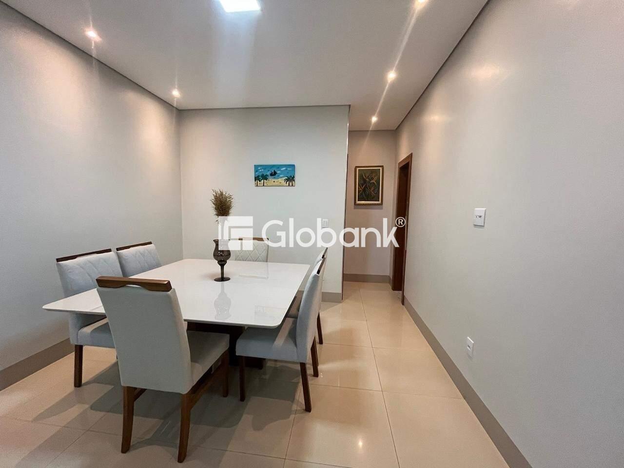 Casa 7 quartos à venda Vila Sumaré 200m² Montes Claros MG: APTO:SALA