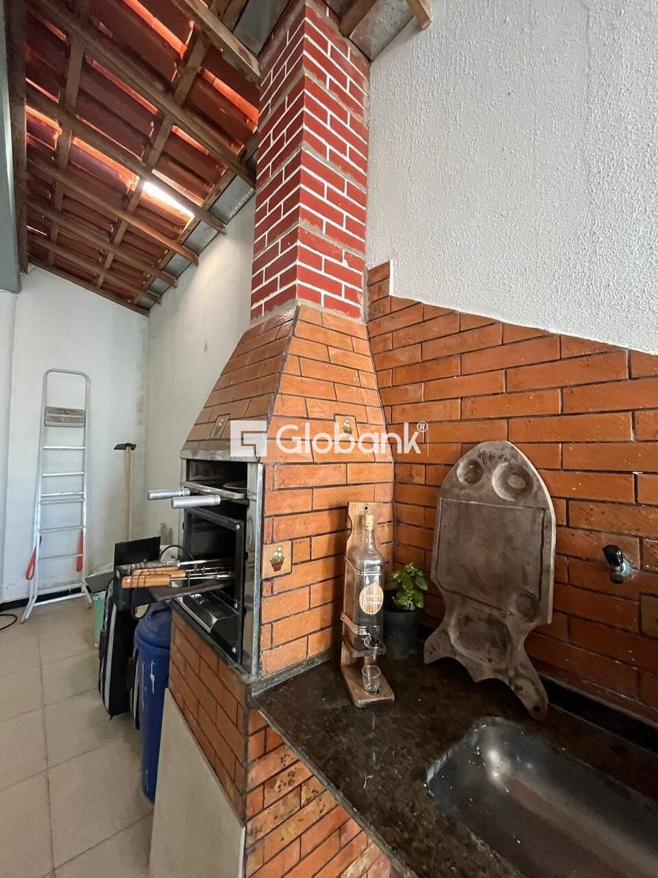 Casa 7 quartos à venda Vila Sumaré 200m² Montes Claros MG: CASA 01: REA GOURMET