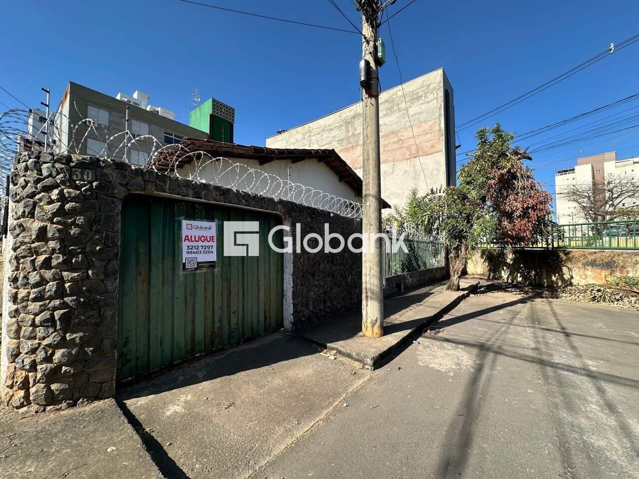 Casa 3 quartos à venda Todos os Santos 140m² Montes Claros MG: Fachada