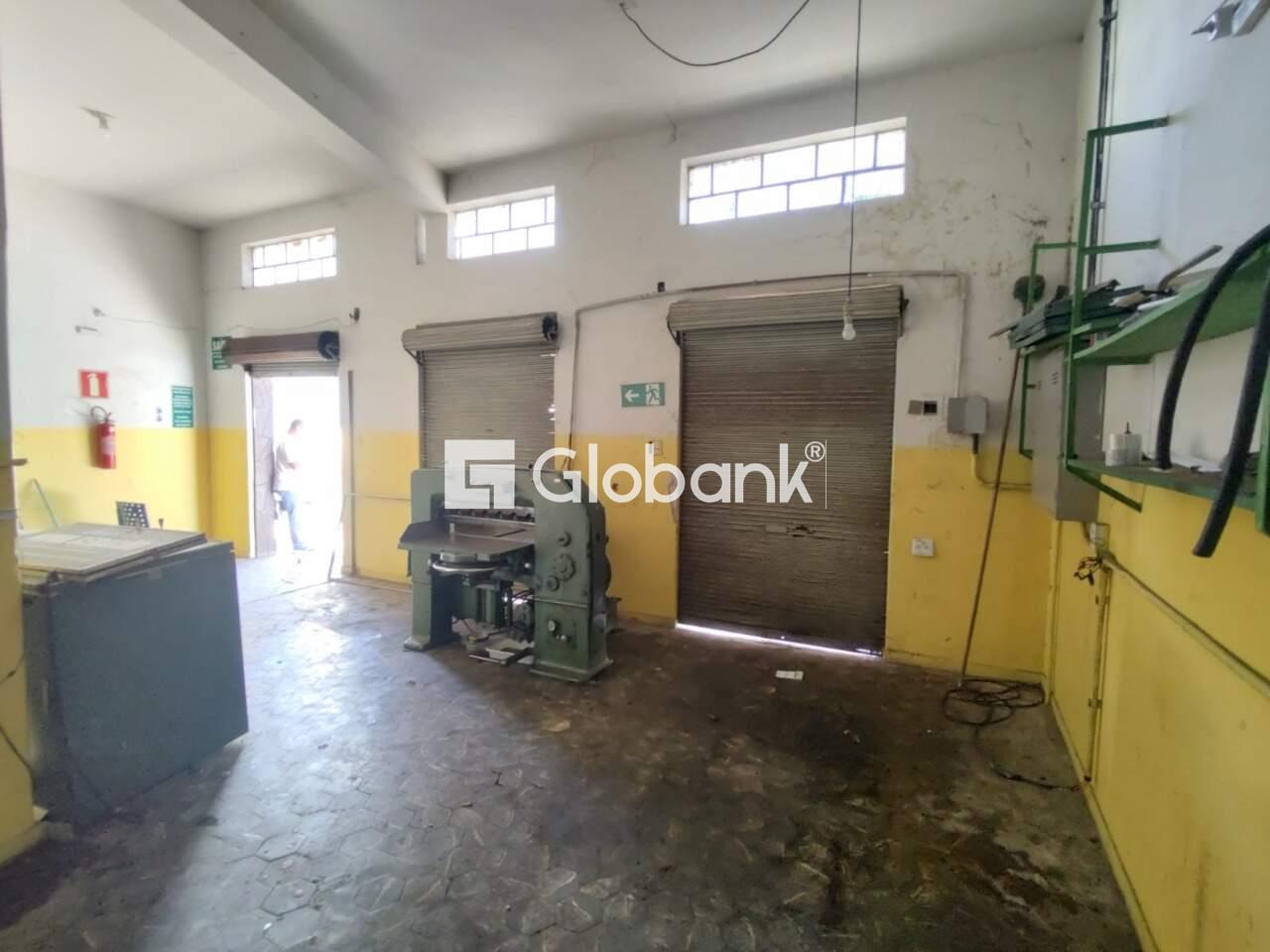 Ponto comercial para aluguel Centro 50m² Montes Claros MG: 