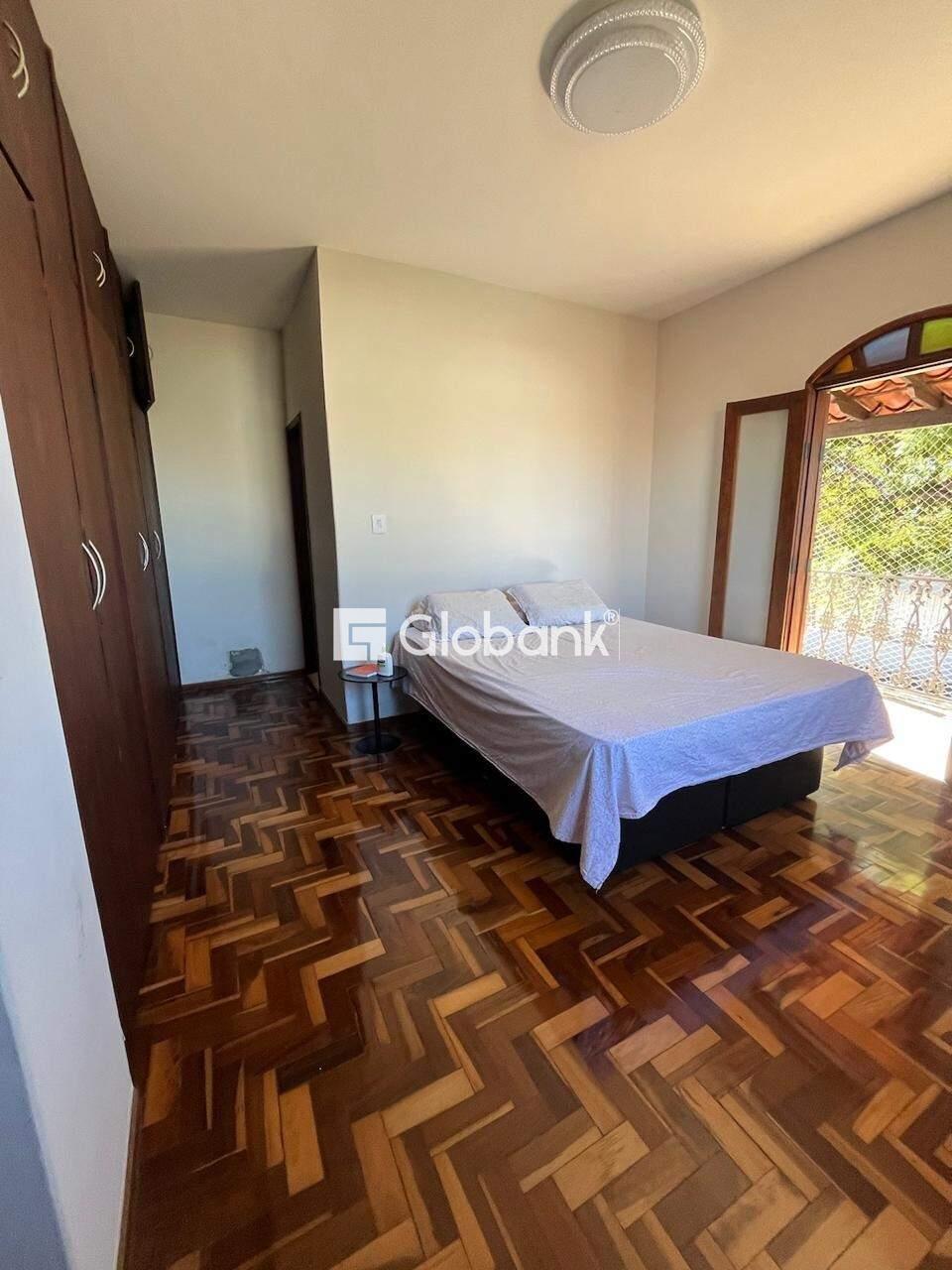 Casa 3 quartos à venda Todos os Santos 165m² Montes Claros MG: DORMIT RIO DE CASAL SU TE ARM RIOS E SACADA